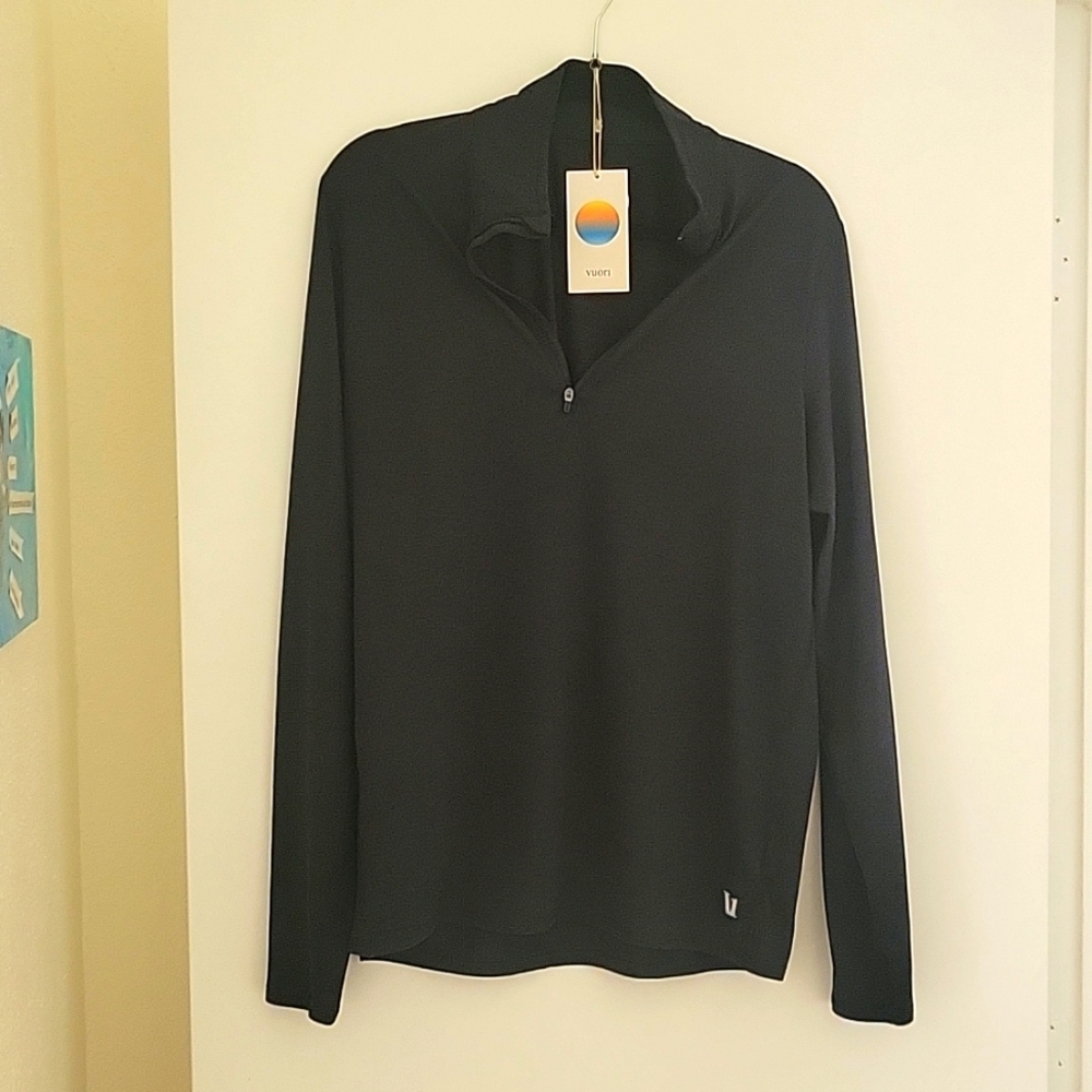 Vuori Half Zip LS Pull Over Shirt BRAND NEW